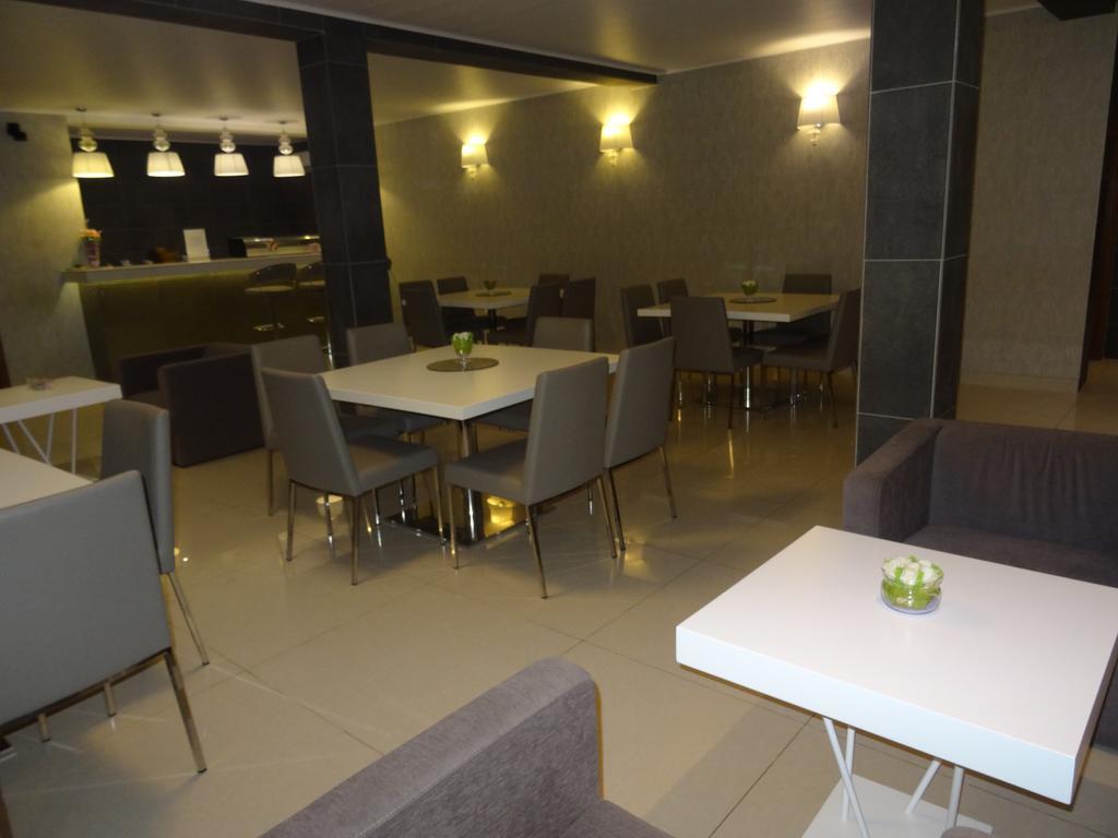 The Hub Hotel New England Extérieur photo